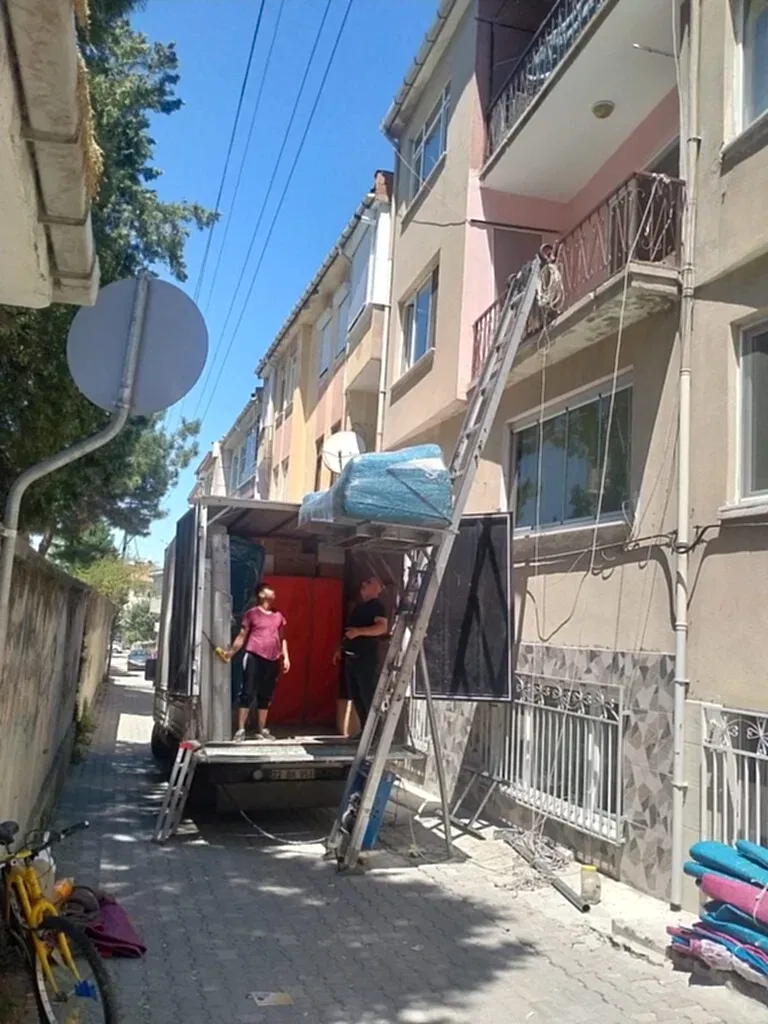 şyalarınızı Koruyarak Taşıyoruz, Profesyonel ve Dikkatli Hizmet